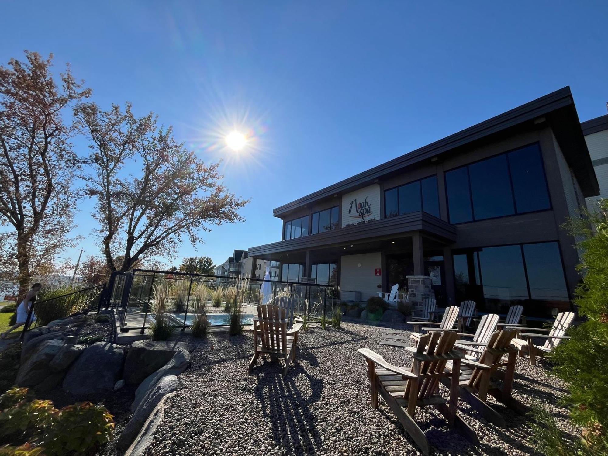 La Cache Du Lac Champlain Hotel Venise-en-Quebec Exterior photo